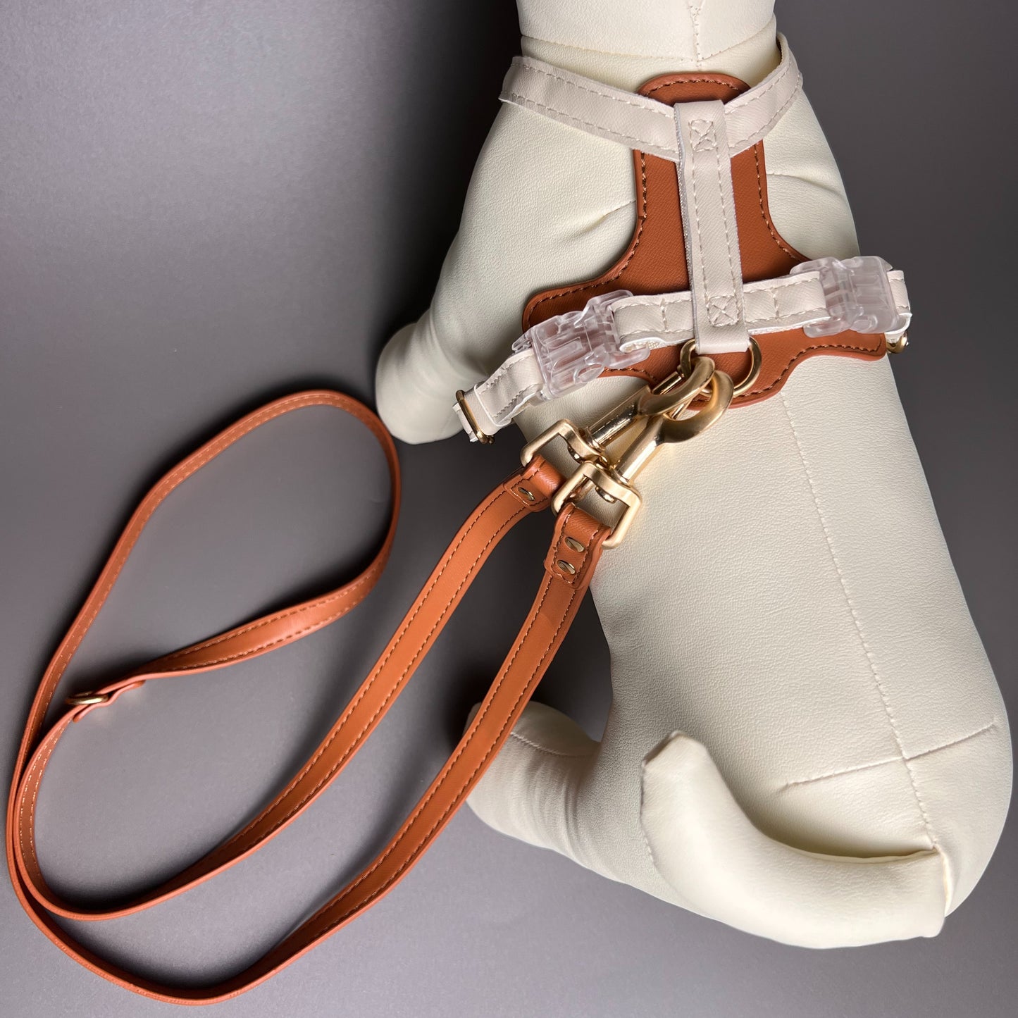 Anti-Escape Leather Cat Harness Set - Leather Soft Adjustable, Waterproof, Lightweight Vest for Cats and Small Dogs