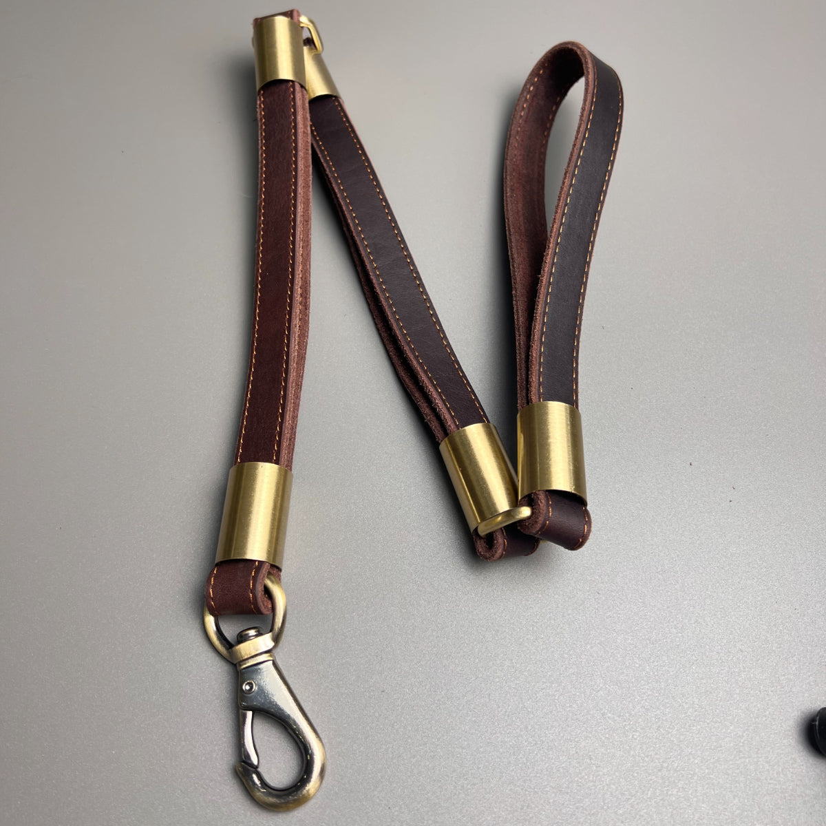 Genuine Cowhide Leash – Three-section Leather Dog Leash for Medium and Large Dogs, 300-pound Weight