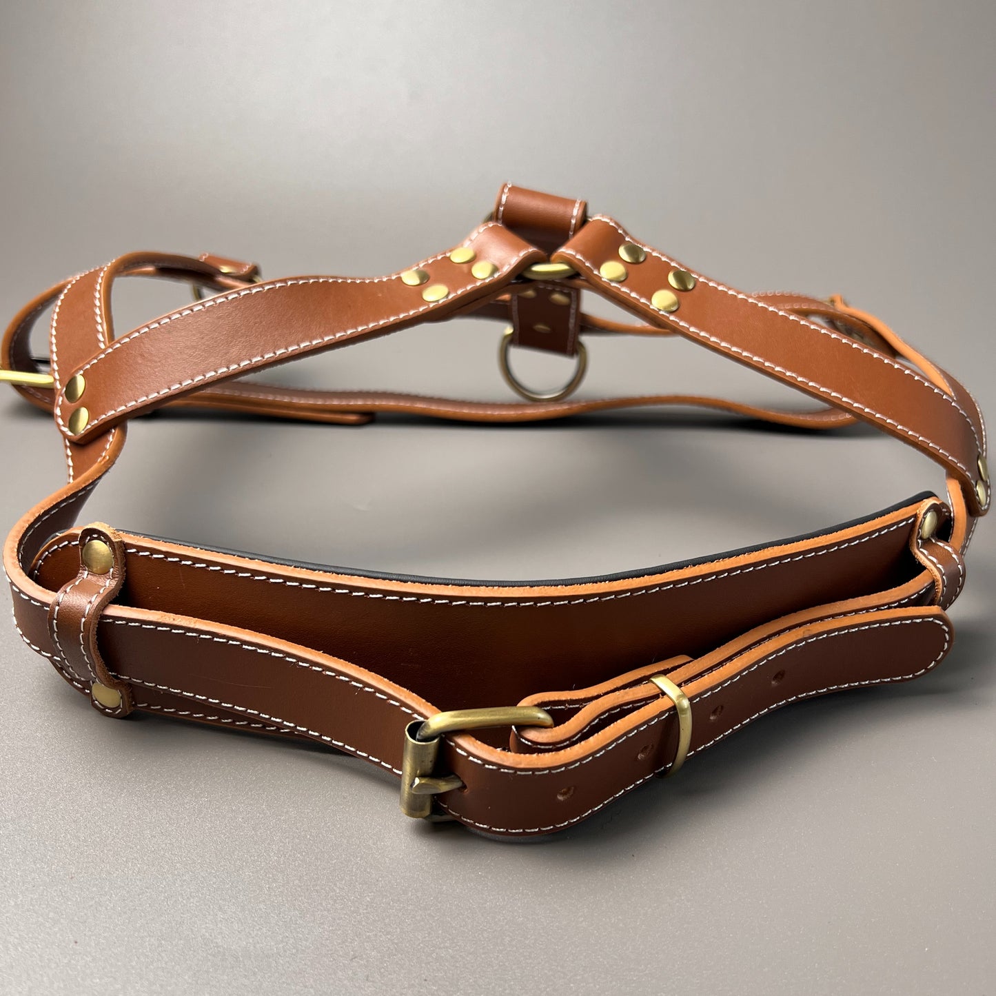 Cowhide leather harness for sled dogs | Three-ring traction design | Adjustable anti-escape harness for large dogs | Handmade thick cowhide
