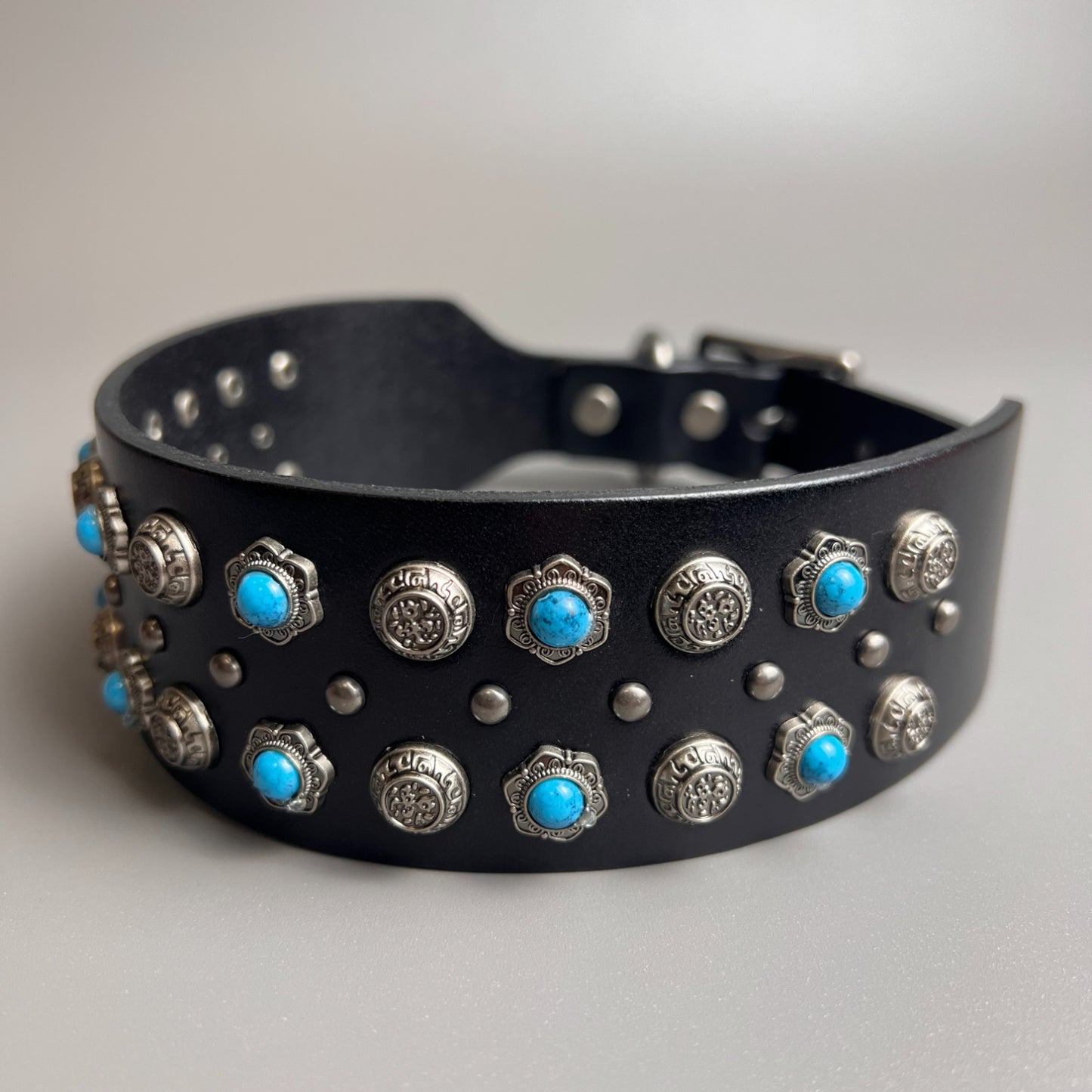 Retro genuine leather dog collar, punk style soft leather willow nail collar for bulldogs, Rottweiler German Shepherds