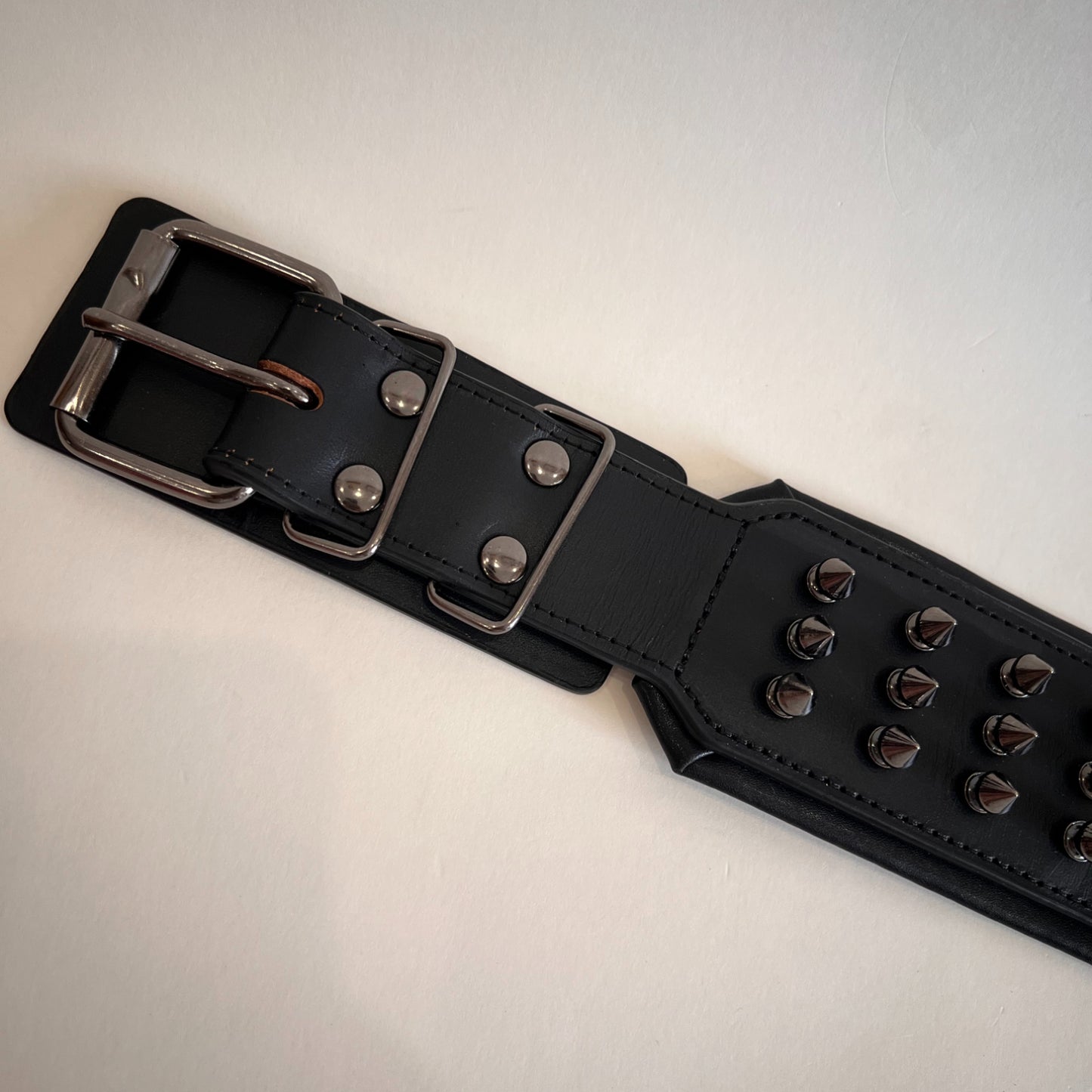 Black Punk Spiked Leather Dog Collar – Wide Retro Studded Design for Large Dogs