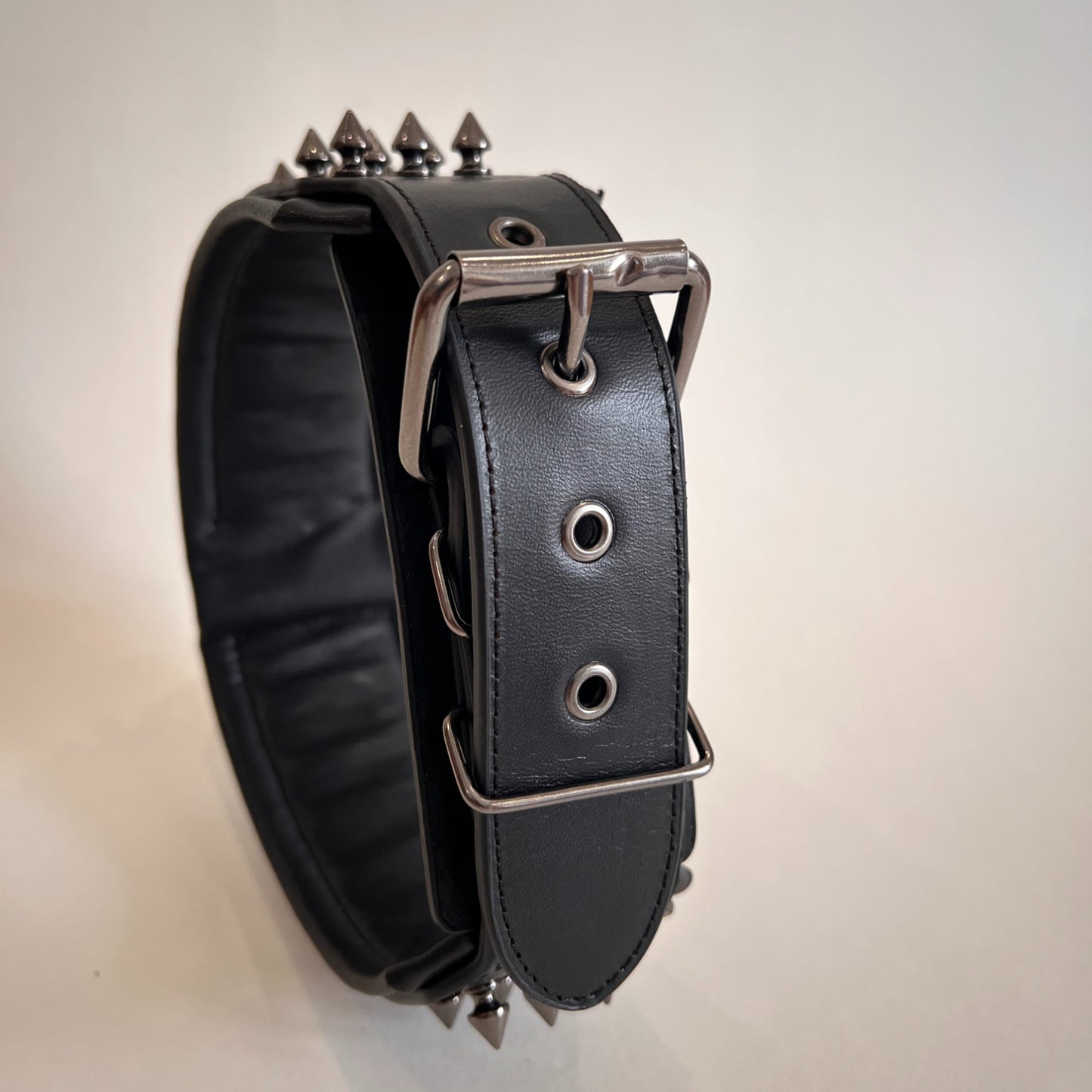Black Punk Spiked Leather Dog Collar – Wide Retro Studded Design for Large Dogs