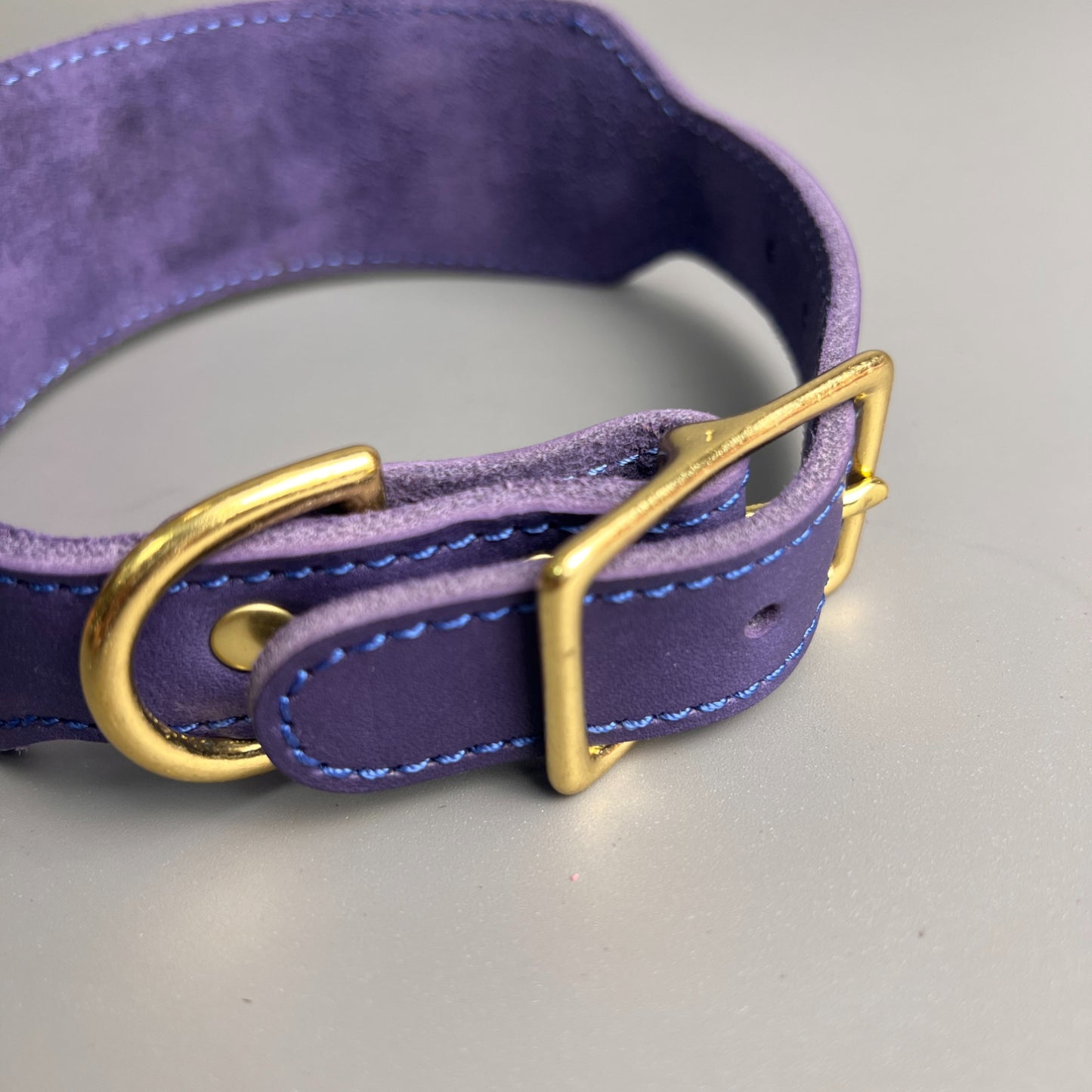 Durable Full-Grain Leather Martingale Collar for Greyhounds Whippets