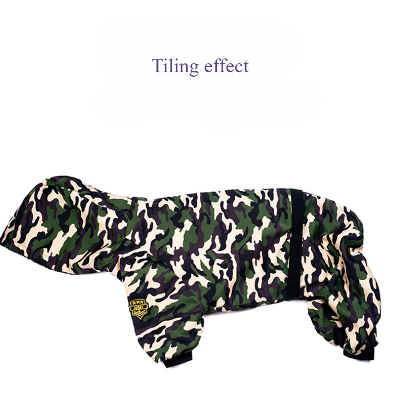 Plush camouflage sweatshirt for medium and large dogs to keep warm in winter